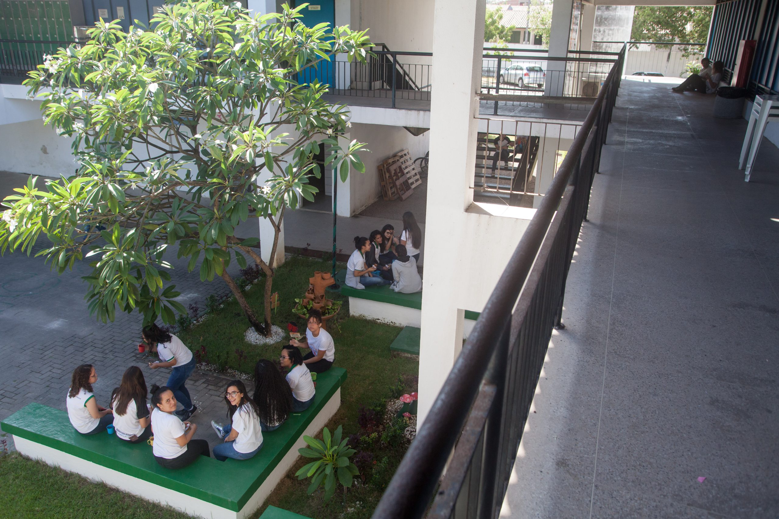 Como está sendo feita a busca ativa de alunos pelas redes de ensino